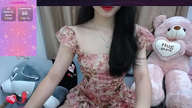 Amila-xoxo online show from December 19, 2025, 1:01 am