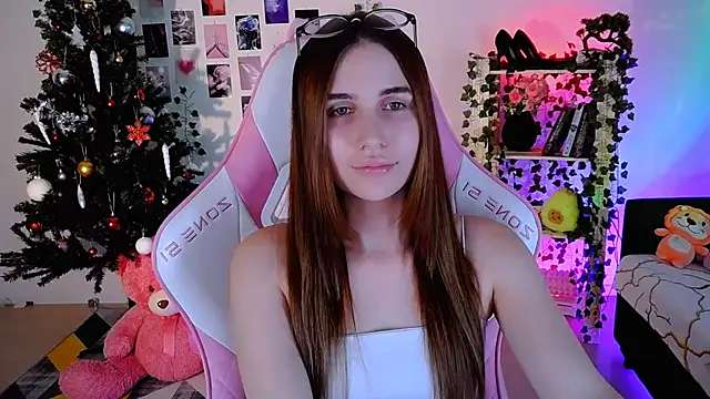 Snapshot of AliceCharmy chatting on December 12, 2024, 2:55 pm AliceCharmy online show from December 12, 2024, 2:55 pm