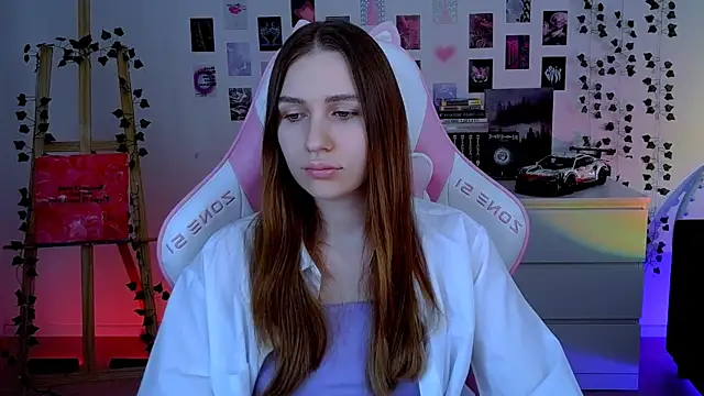 Snapshot of AliceCharmy chatting on October 11, 2025, 6:23 am AliceCharmy online show from October 11, 2025, 6:23 am