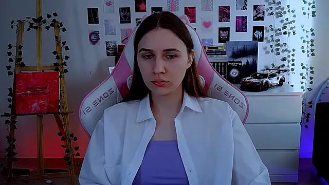 Snapshot of AliceCharmy chatting on October 12, 2025, 6:23 am AliceCharmy online show from October 12, 2025, 6:23 am