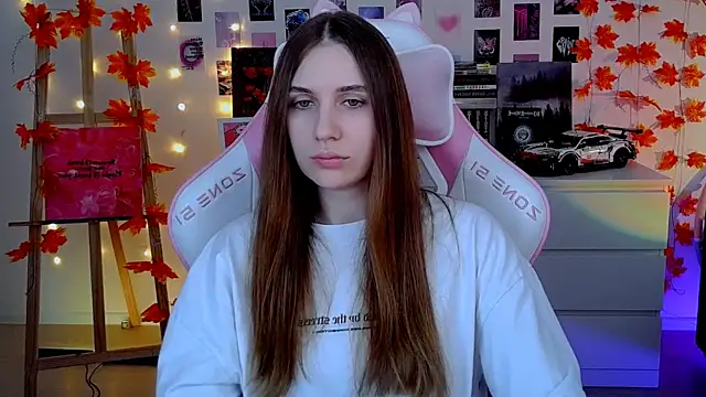 Snapshot of AliceCharmy chatting on November 15, 2025, 7:38 am AliceCharmy online show from November 15, 2025, 7:38 am