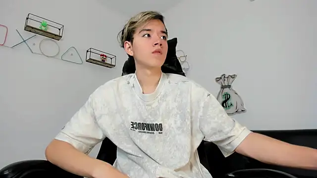 bunny maxi online show from January 28, 2025, 12:43 pm