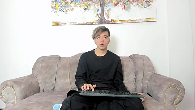 bunny maxi online show from February 25, 2025, 3:38 pm