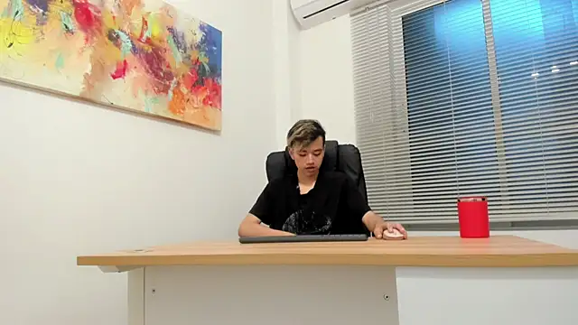 bunny maxi online show from March 6, 2025, 12:30 pm