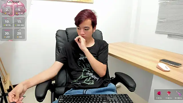 bunny maxi online show from September 18, 2025, 12:29 pm