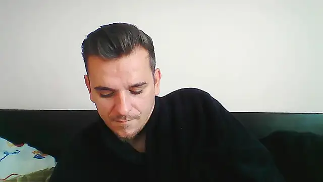 Huge cock22cm online show from October 10, 2025, 8:35 am