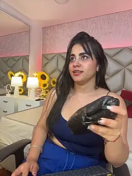 Brenda Garcia online show from November 20, 2025, 8:30 pm