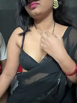 Snapshot of Magical-Couple-telugu chatting on December 3, 2025, 12:58 pm Magical-Couple-telugu online show from December 3, 2025, 12:58 pm