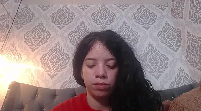 EmmaCowperr online show from February 25, 2025, 1:17 pm