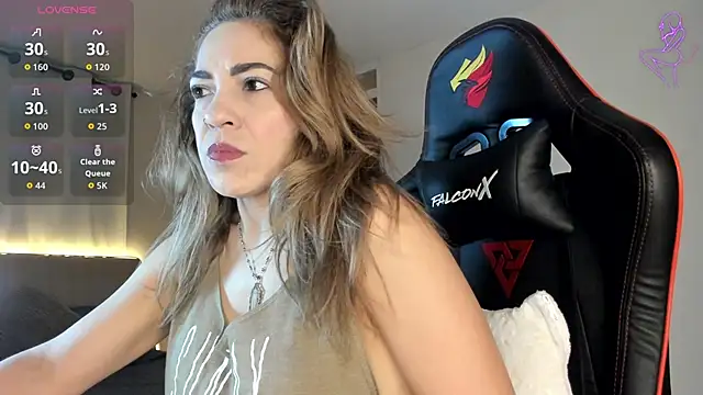 Snapshot of karimhunt chatting on February 11, 2026, 4:06 am karimhunt online show from February 11, 2026, 4:06 am