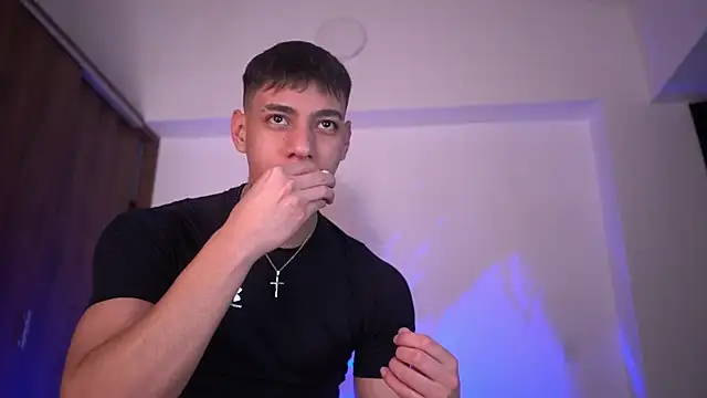 Josep Davies online show from December 4, 2025, 10:51 pm