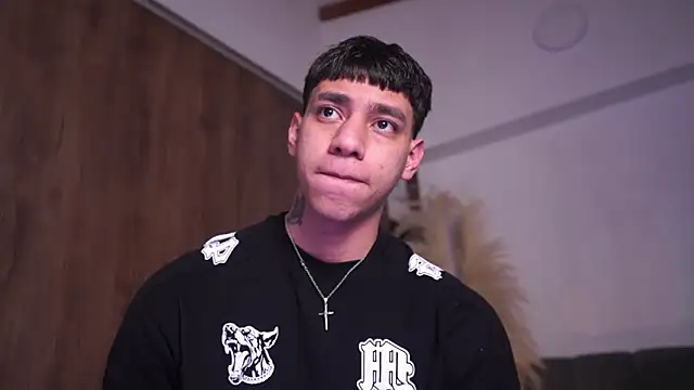 Josep Davies online show from March 23, 2026, 11:42 pm