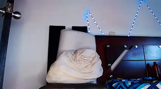 DanteSantoro online show from January 11, 2025, 7:05 pm