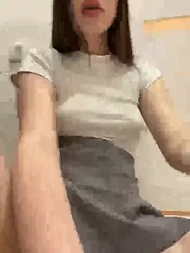 littlebitchess online show from January 15, 2025, 2:06 am