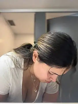 melanny10 online show from March 1, 2025, 2:34 pm