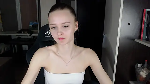 Snapshot of _Sansa_stark_ chatting on March 2, 2025, 1:27 pm Sansa stark online show from March 2, 2025, 1:27 pm