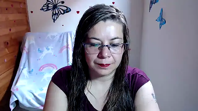 lilisa777 online show from December 5, 2025, 6:48 pm