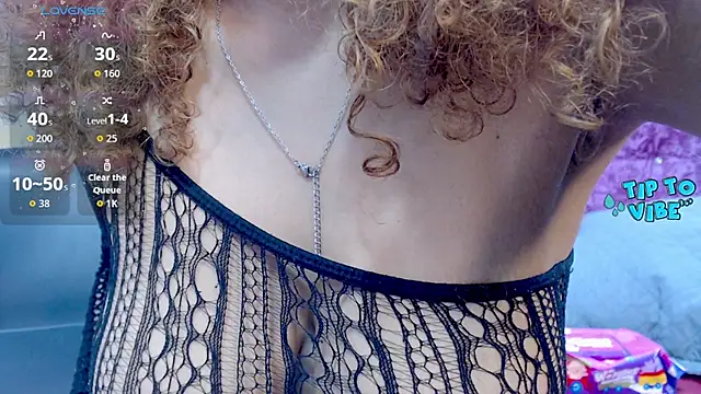 Snapshot of Litzy_Curly chatting on September 12, 2025, 4:18 pm Litzy Curly online show from September 12, 2025, 4:18 pm