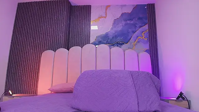 hot dione online show from March 12, 2026, 7:20 pm