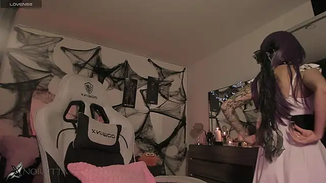 satanbabee online show from October 12, 2025, 10:53 pm