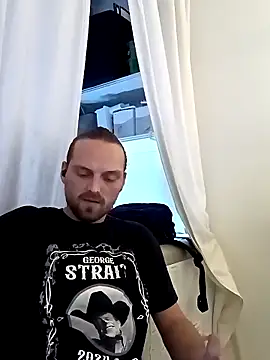 VitaminmanFL online show from October 6, 2025, 12:19 am