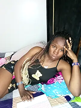 Snapshot of carenic chatting on October 18, 2025, 5:57 pm carenic online show from October 18, 2025, 5:57 pm
