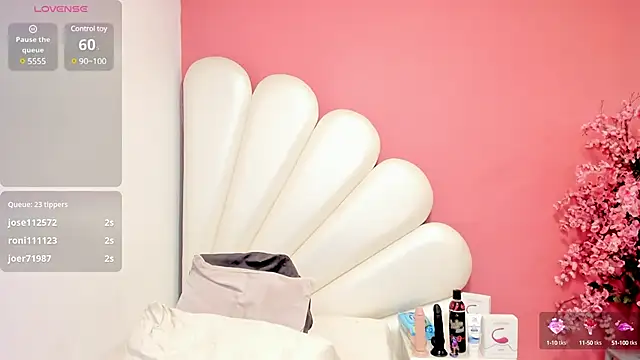 Vicky Freedom online show from December 17, 2024, 1:49 pm