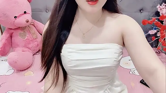 Funikio online show from November 8, 2025, 2:17 pm