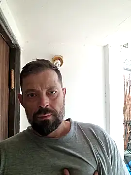 zefside42 online show from November 6, 2025, 10:38 am