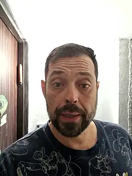 zefside42 online show from January 5, 2026, 5:27 pm