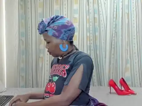 AfricanSquirtingQueen online show from November 1, 2025, 5:31 am