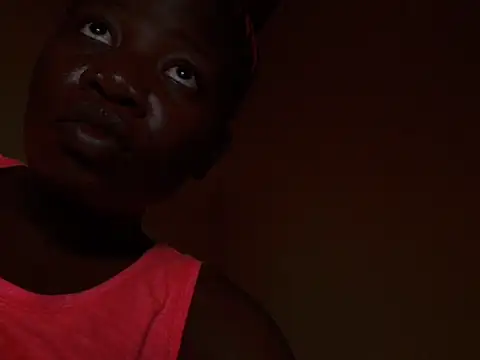 Snapshot of mona_lis chatting on November 14, 2025, 3:27 am mona lis online show from November 14, 2025, 3:27 am