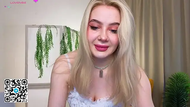 oliviabr0wn0 online show from February 16, 2026, 2:18 am