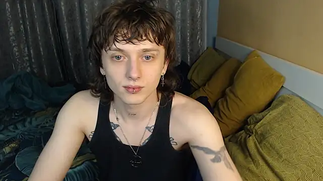 axxxturel online show from November 19, 2025, 11:27 pm