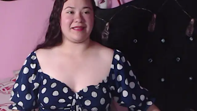 Snapshot of NikkiRous_ chatting on December 31, 2024, 4:25 pm NikkiRous online show from December 31, 2024, 4:25 pm