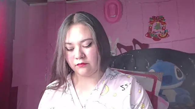 Snapshot of NikkiRous_ chatting on February 14, 2025, 6:08 pm NikkiRous online show from February 14, 2025, 6:08 pm