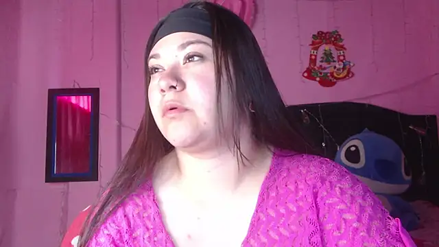 NikkiRous  online show from October 7, 2025, 12:35 pm