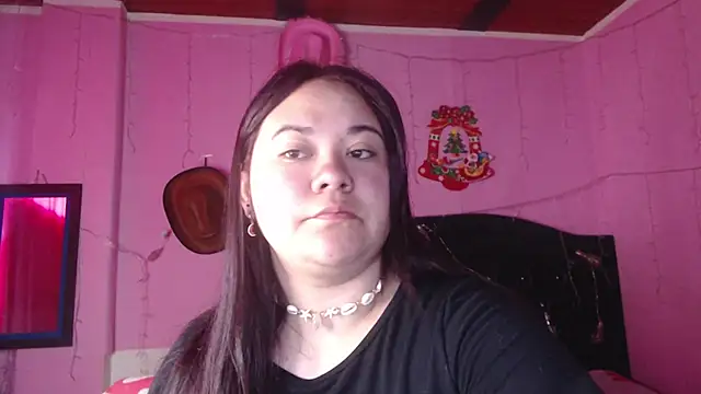 NikkiRous  online show from November 3, 2025, 2:07 pm