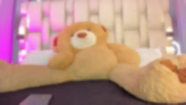  LauraTaylor  online show from October 15, 2025, 7:47 pm