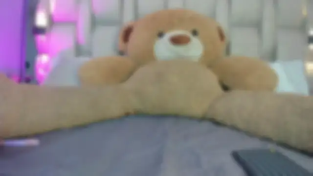  LauraTaylor  online show from October 20, 2025, 7:47 pm