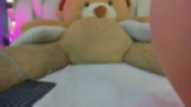  LauraTaylor  online show from October 27, 2025, 7:51 pm