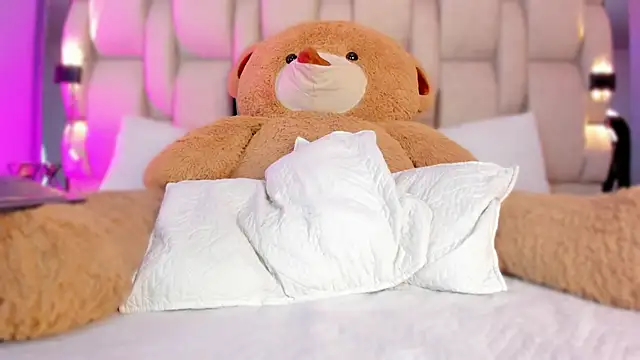  LauraTaylor  online show from October 29, 2025, 8:54 pm