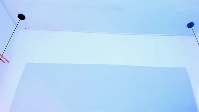 Emily Gil1 online show from February 13, 2025, 1:26 pm