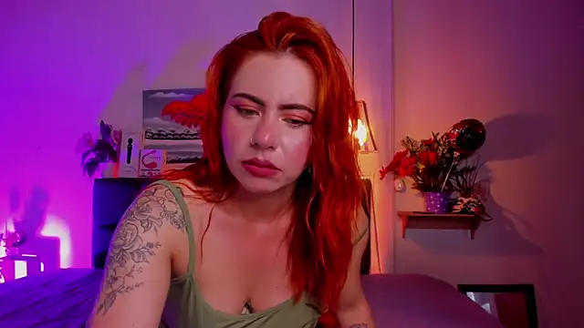 Snapshot of Dulce_charlottee chatting on February 3, 2025, 10:11 pm Dulce charlottee online show from February 3, 2025, 10:11 pm