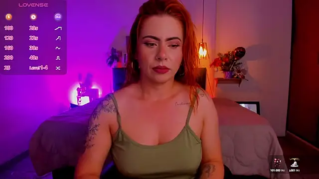 Snapshot of Dulce_charlottee chatting on February 9, 2025, 7:19 pm Dulce charlottee online show from February 9, 2025, 7:19 pm