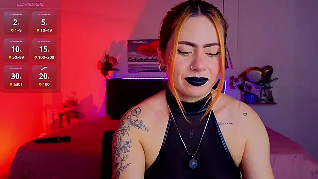 Snapshot of Dulce_charlottee chatting on October 11, 2025, 7:45 pm Dulce charlottee online show from October 11, 2025, 7:45 pm