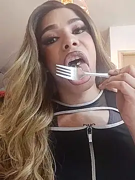 Giorgina Parado online show from February 25, 2026, 2:32 am