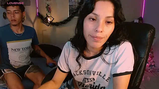 KokoAndRin online show from December 5, 2024, 6:44 pm