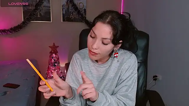 KokoAndRin online show from December 7, 2024, 11:23 pm