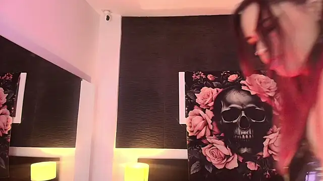 EvaaFoxxy1 online show from March 31, 2026, 12:05 pm